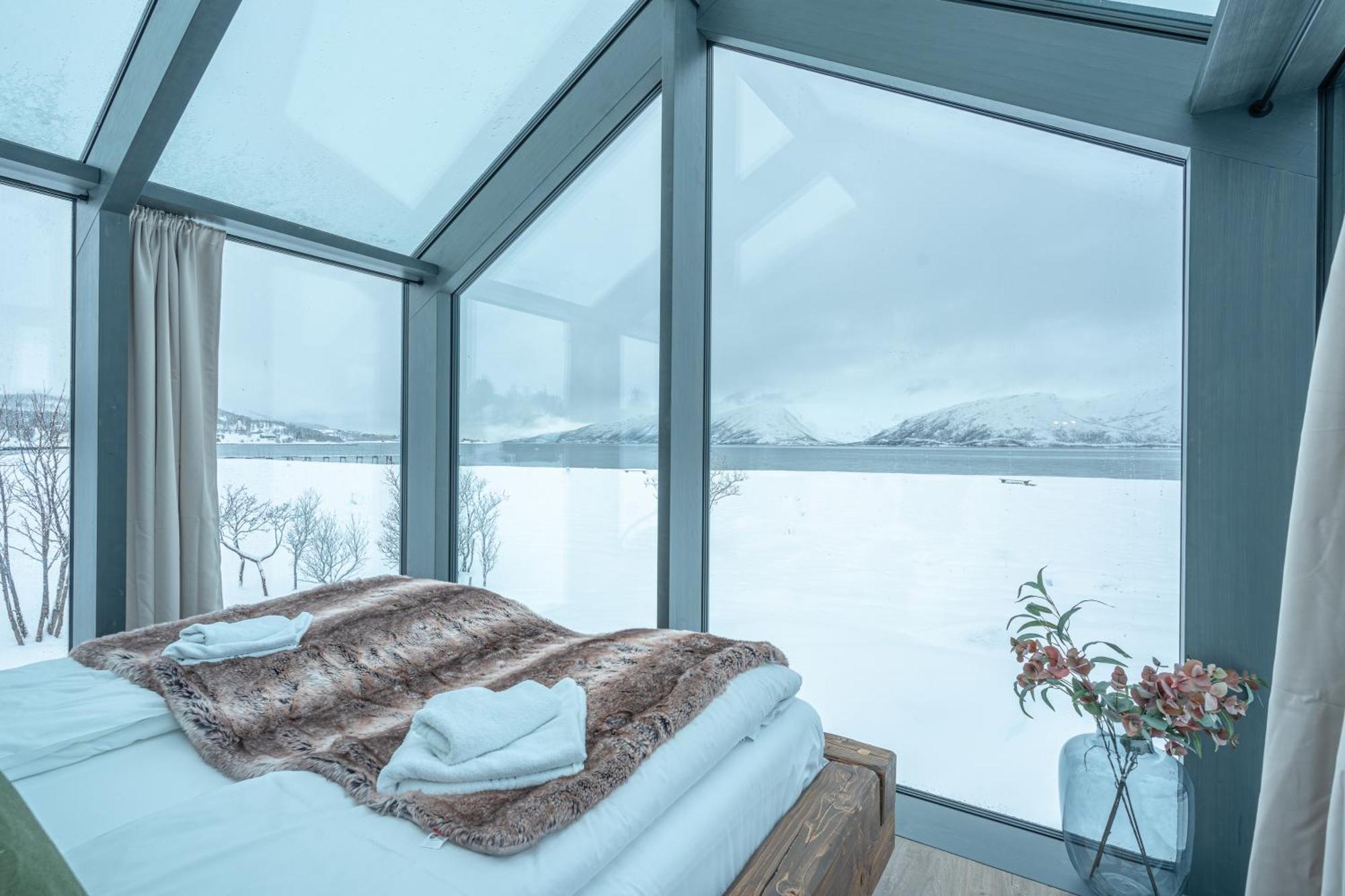 Aera - Glass Cabins 特罗姆瑟 外观 照片